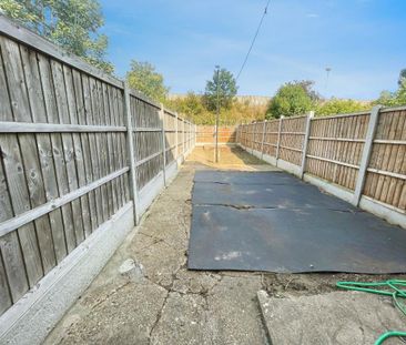 Flint Street, West Thurrock, RM20 - Photo 5