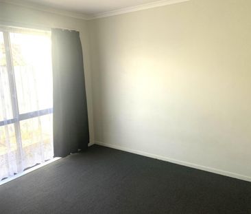 Comfortable on Cameron - Photo 2