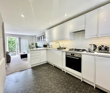 2 bedroom terraced house to rent - Photo 1
