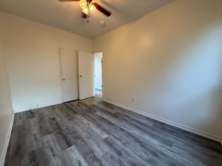 For Lease - 3254 Dundas Street, Toronto, Ontario - Photo 2