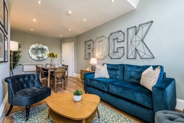 Catharine Street - Photo 1