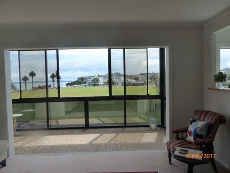 1ST FLOOR APARTMENT - PARK & SEA VIEWS - Photo 2