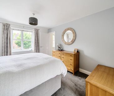 5 bedroom detached house to rent - Photo 3