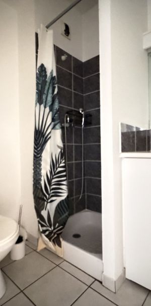 Location Appartement 1 pièce 21m² RODEZ 12000 - Photo 1