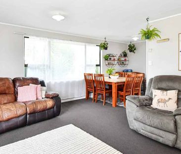 PAPAKURA, 3 BEDROOMS - Photo 4