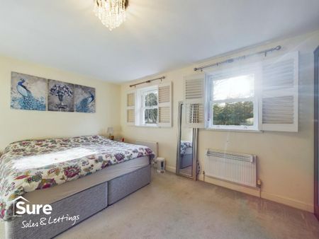 4 bedroom terraced house to rent - Photo 5