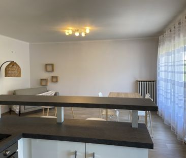 Location Appartement 3 pièces 76m² ANNECY LE VIEUX 74940 - Photo 2
