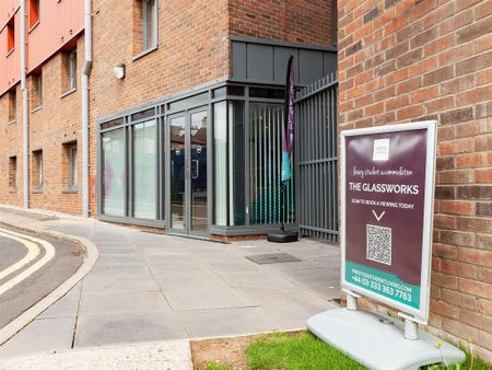 Studio to rent - Photo 2