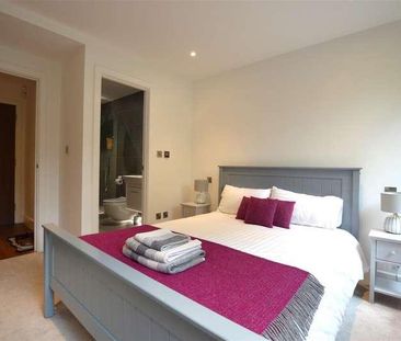 Springfield Court, Springfield Avenue, Harrogate, HG1 - Photo 2