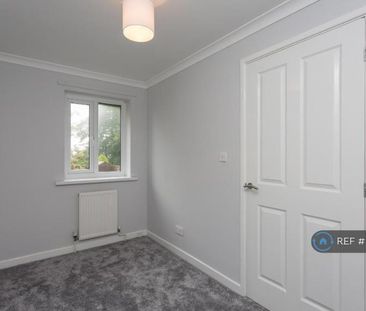 2 bedroom end of terrace house to rent - Photo 2