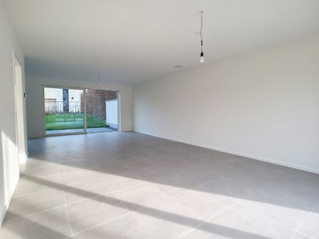 Moderne en energiezuinige woning met 4 slaapkamers en tuin - Photo 3