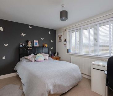 4 bedroom terraced house to rent - Photo 6