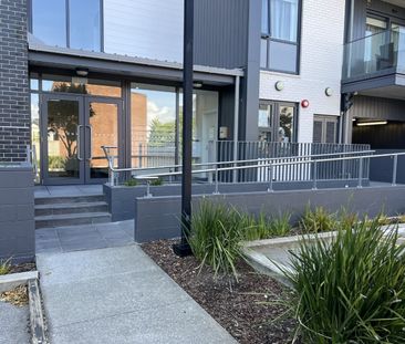 One Bedroom Comfort in the Heart of Hobsonville Point - Photo 3