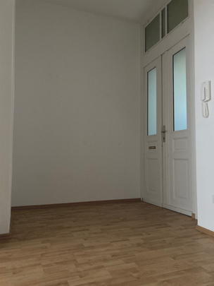 **3-Raum-Wohnung mit großem Balkon sucht neue Mieter** - Photo 1