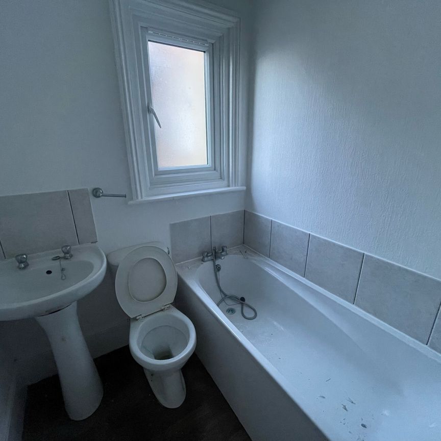 Arundel Road, Margate - Photo 1