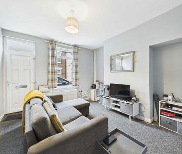 2 bedroom terraced house to rent - Photo 3