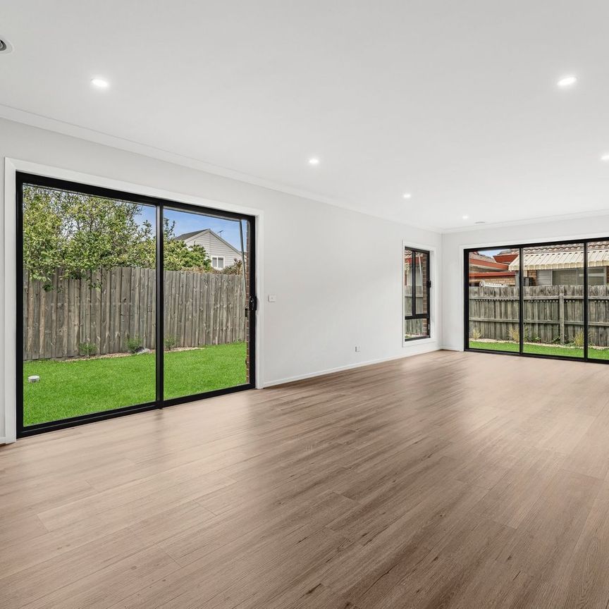 9A Malcolm Street, Oak Park VIC 3046 - Photo 1