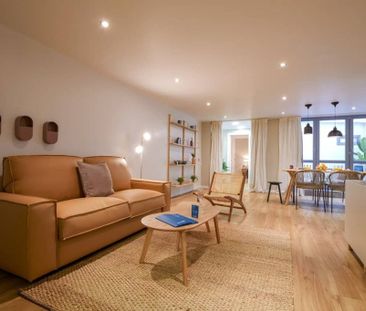 Carrer de Verdi, Barcelona, Catalonia 08012 - Photo 5