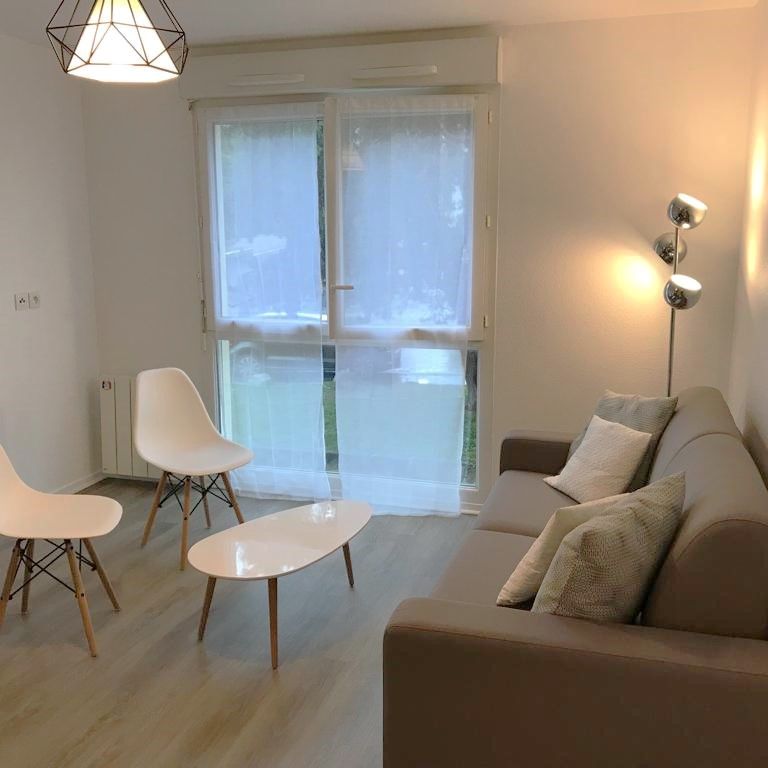 Location Appartement 1 pièce Meublé 22m² ANNECY 74000 - Photo 1