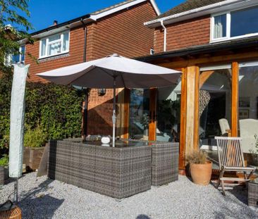 4 bedroom detached house to rent - Photo 5