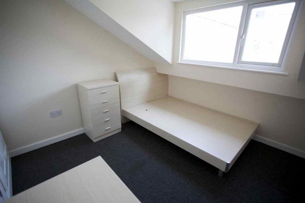 5 bedroom terraced house to rent - Photo 1