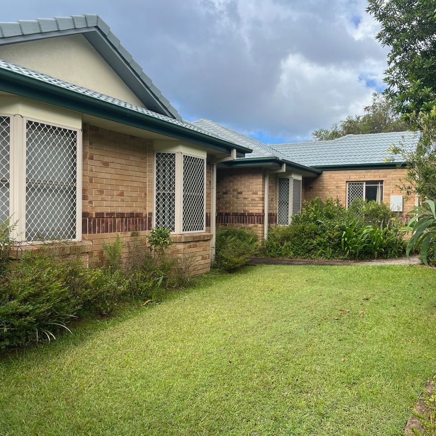 8 Fiddlewood Place, 4227, Reedy Creek Qld - Photo 1