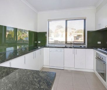 Spacious Townhouse in Convenient Location - Photo 3