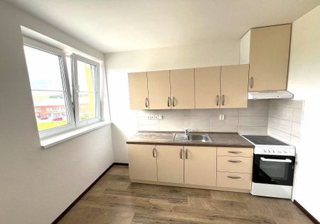 Pronájem bytu 3+kk 66 m² - Fotografie 3