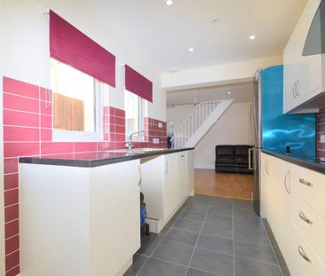 2 bedroom cottage to rent - Photo 3