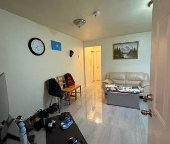 1 bedroom basement - Photo 4