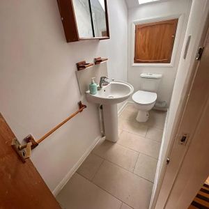 Studio Flat, Stoke Newington Road, N16 - Photo 3