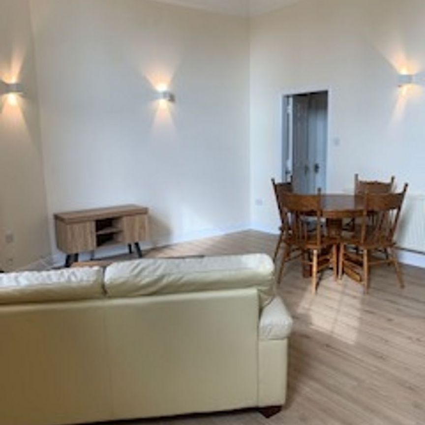 Apartment 6,Beechfield House,Kincora Park,Dublin 3, Clontarf, Dublin 3 - Photo 1