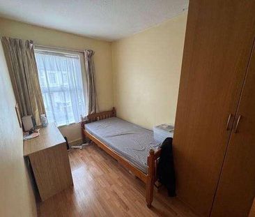 Oatlands Road, Enfield, EN3 - Photo 4