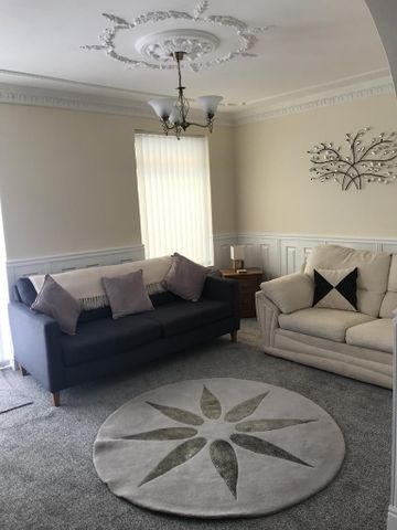 4 bedroom house of multiple occupation to rent - Photo 2