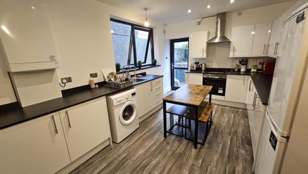 4 bedroom house share to rent - Photo 5