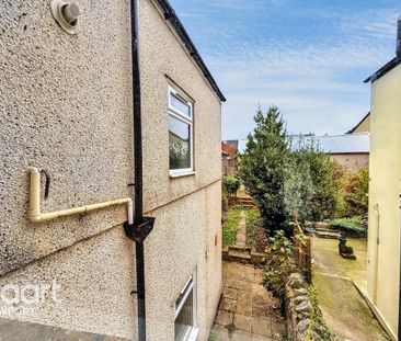 3 bedroom terraced house to rent - Photo 6