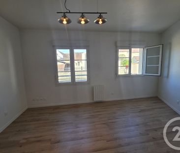 Location Appartement 1 pièce 24m² BRIE COMTE ROBERT 77170 - Photo 1