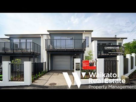 Brand New 3-Bedroom Townhouses in Central Location - Photo 4