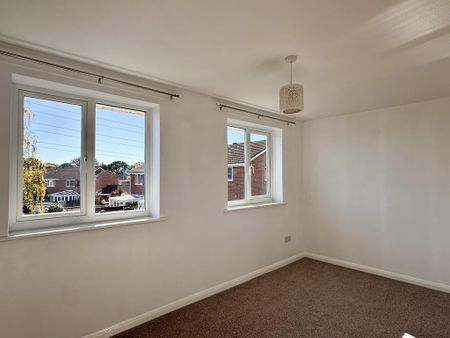 1 bedroom semi-detached house to rent - Photo 3