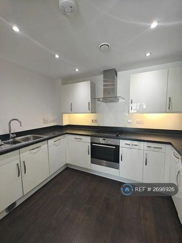 1 bedroom flat to rent - Photo 2