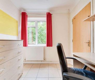 Warwick Road, Canterbury, CT1 - Photo 6