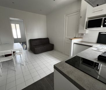 Location Appartement 2 pièces 31m² ST MAUR DES FOSSES 94210 - Photo 3