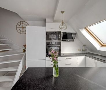 Gezellig duplex-appartement met 3 slaapkamers in hartje Aalst - Photo 4