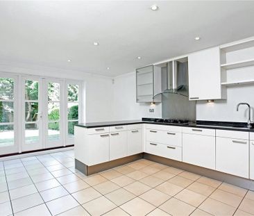 4 bedroom link detached house to rent - Photo 6