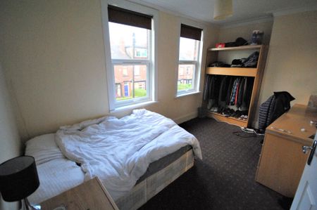 5 Bed - 31 Stanmore Street, Headingley, Leeds - LS4 2RS - Student - Photo 3