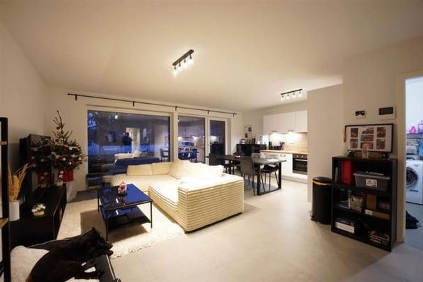 Appartement te huur - Foto 1