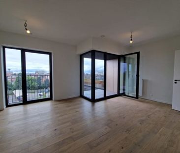 Appartement te huur - Photo 1