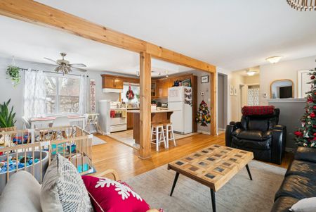 For Lease - 1 Middle Street, Georgina, Ontario - Photo 2