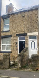 2 bed terraced house to rent in Sylvia Terrace, Stanley - Photo 4