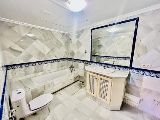 Apartamento de alquiler en Cerro Artola, 11, La Quinta - Photo 1